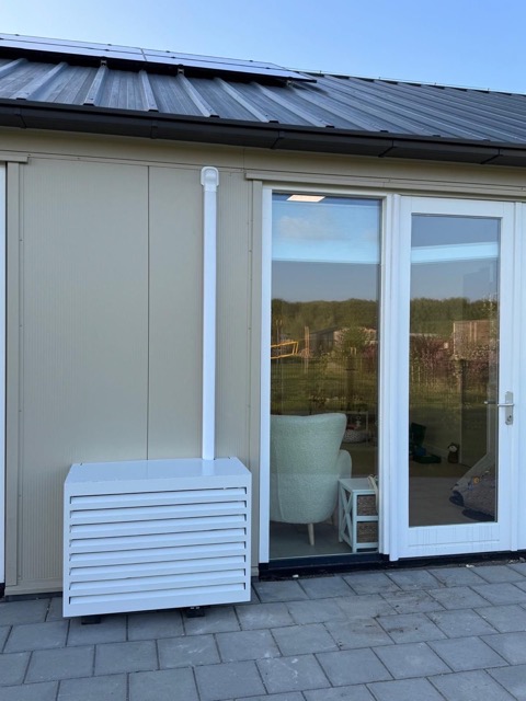 LG Multi Split airco installatie bij Vrolijk Kinderopvang in Almere door Arctic AC
